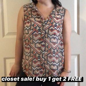 🌻 B1G2 FREE🌻 Geometric tank top